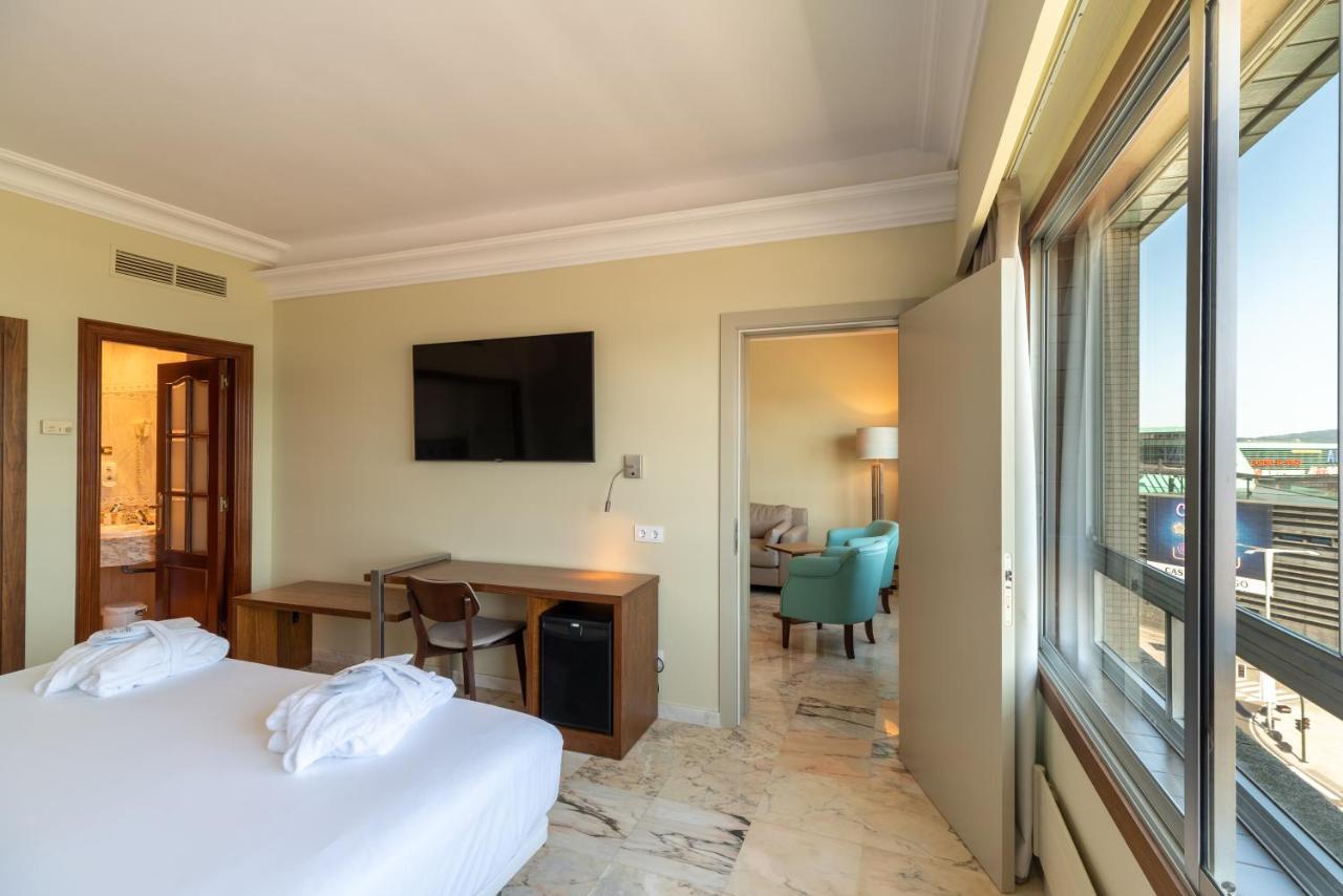 Hotel Bahia De Vigo Exterior photo