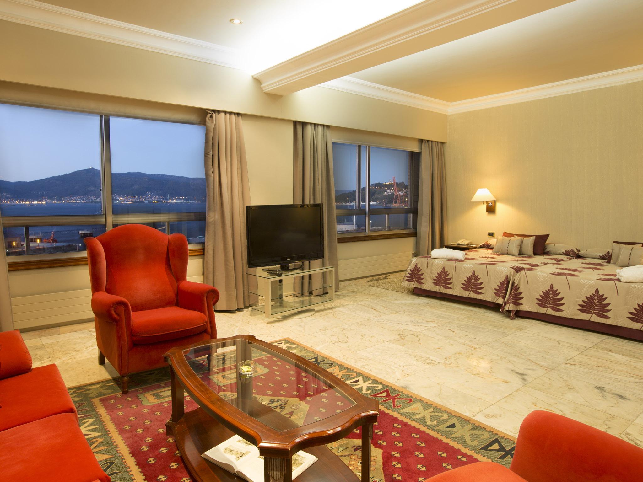 Hotel Bahia De Vigo Exterior photo